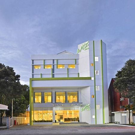 Whiz Prime Hotel Sudirman Cilacap Dış mekan fotoğraf