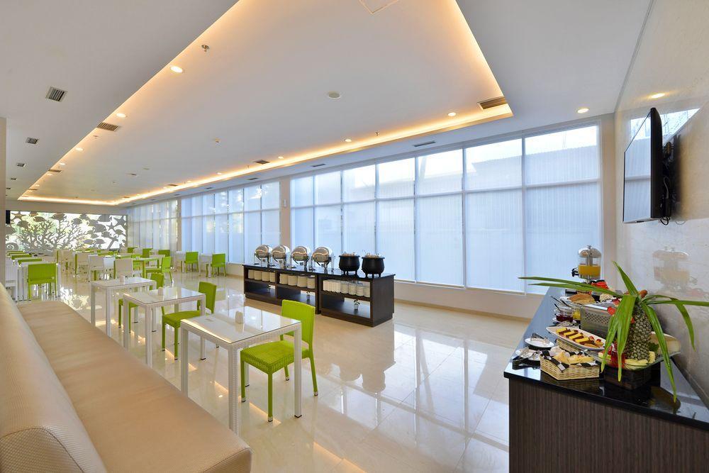 Whiz Prime Hotel Sudirman Cilacap Dış mekan fotoğraf