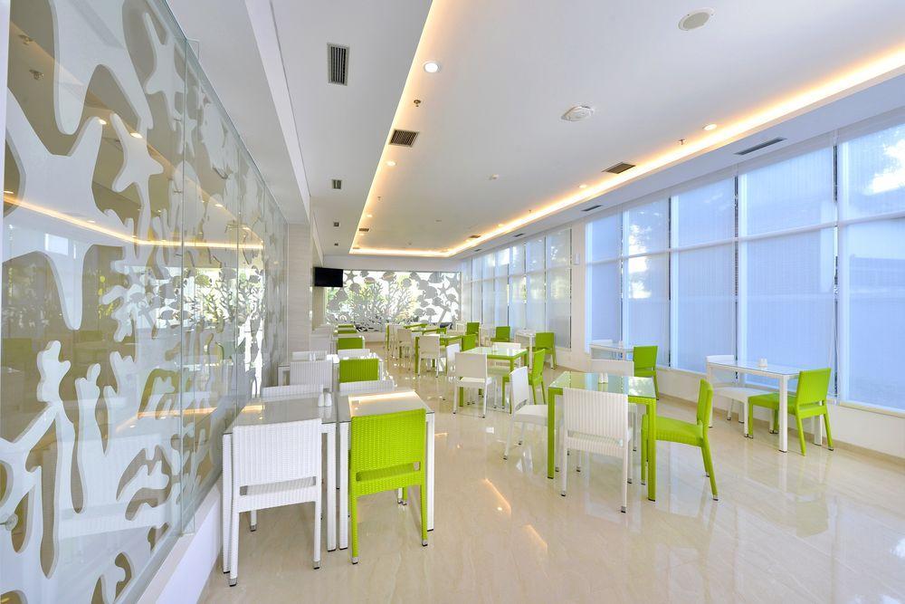 Whiz Prime Hotel Sudirman Cilacap Dış mekan fotoğraf