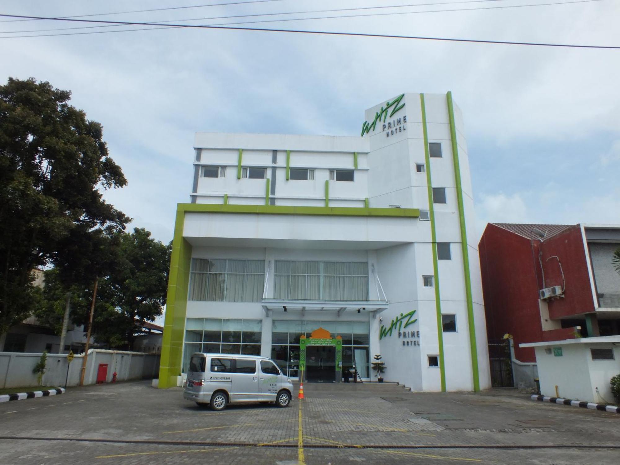 Whiz Prime Hotel Sudirman Cilacap Dış mekan fotoğraf