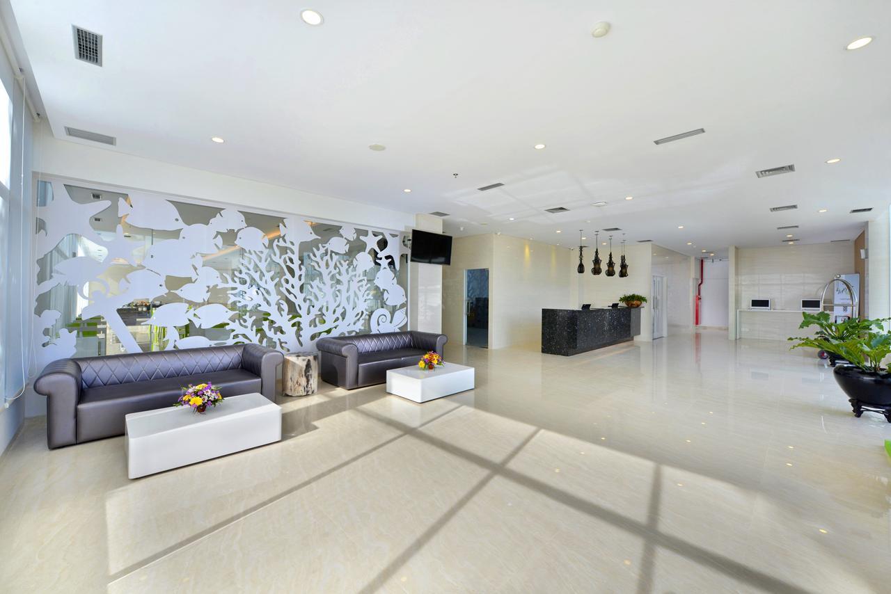 Whiz Prime Hotel Sudirman Cilacap Dış mekan fotoğraf